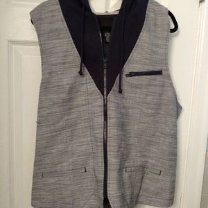 Bar III hooded vest